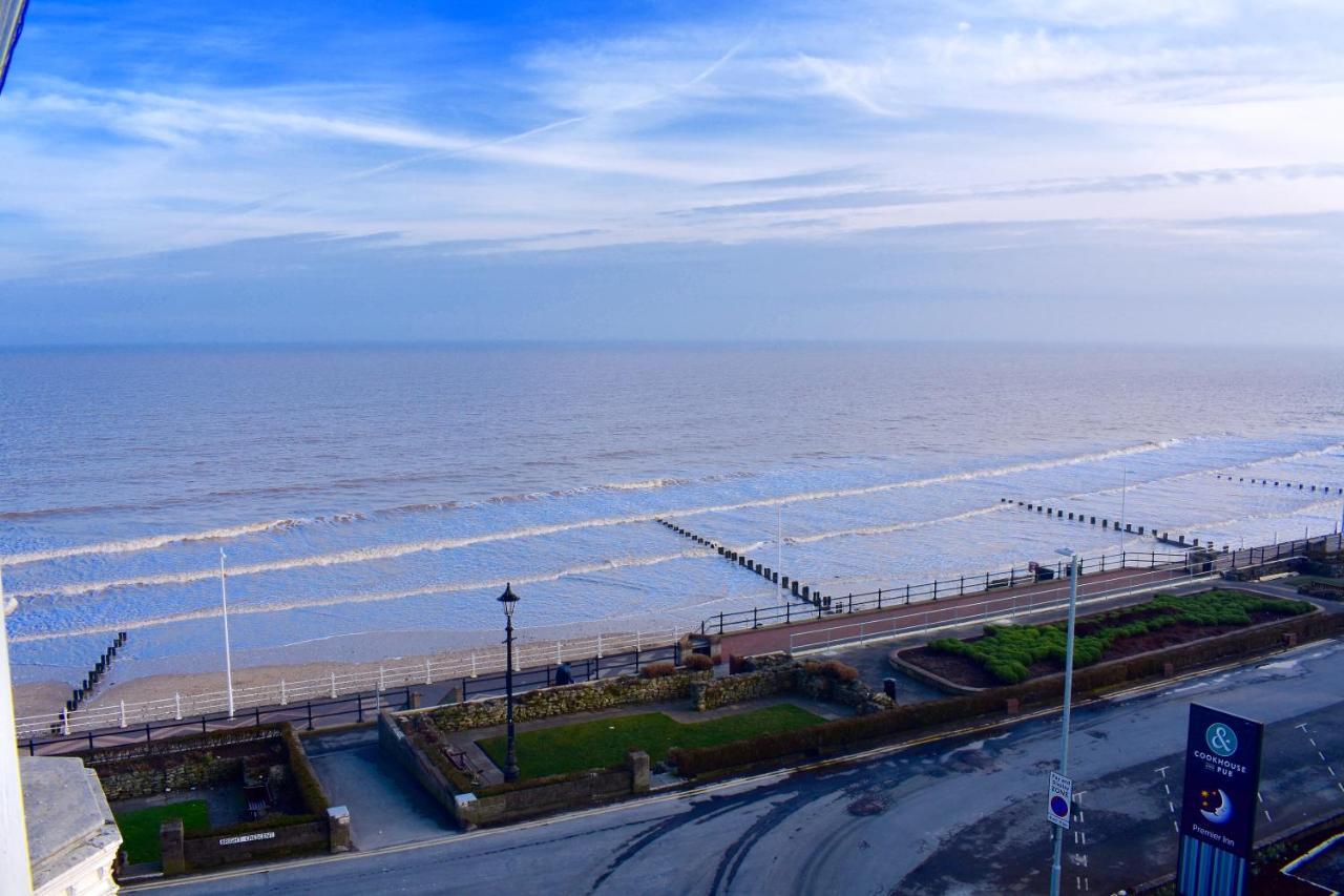 Bridlington Bay Apartments ภายนอก รูปภาพ
